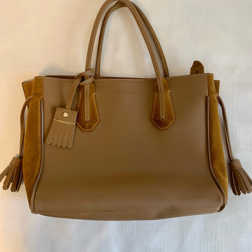 Longchamp Penelope Medium Tan Suede Leather Tote Shoulder Bag Tassel Satchel